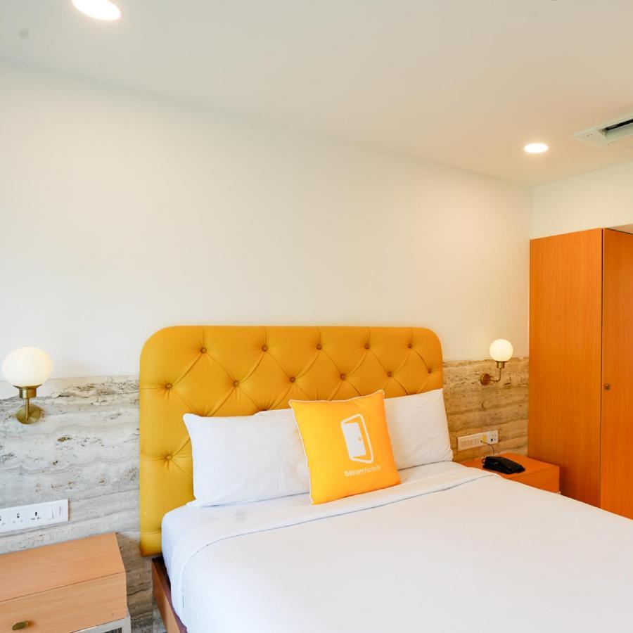 Bloom Boutique - Bandra Hotel มุมไบ ภายนอก รูปภาพ